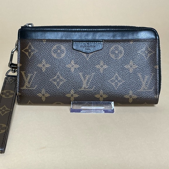 Louis Vuitton Black Macassar Zippy Dragonne Wristlet Monogram Wallet - Picture 11 of 11